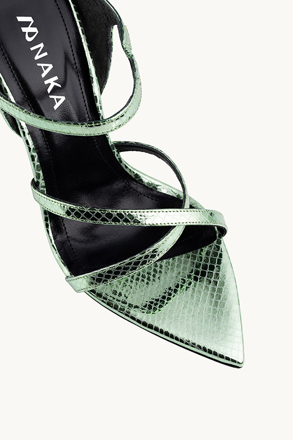 Emerald Glamour - Metalik zelene sandale sa otvorenom petom i špicastim vrhom.