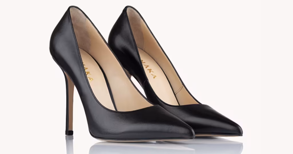 Black Charisma salonke su savršene za novogodišnje veče. 