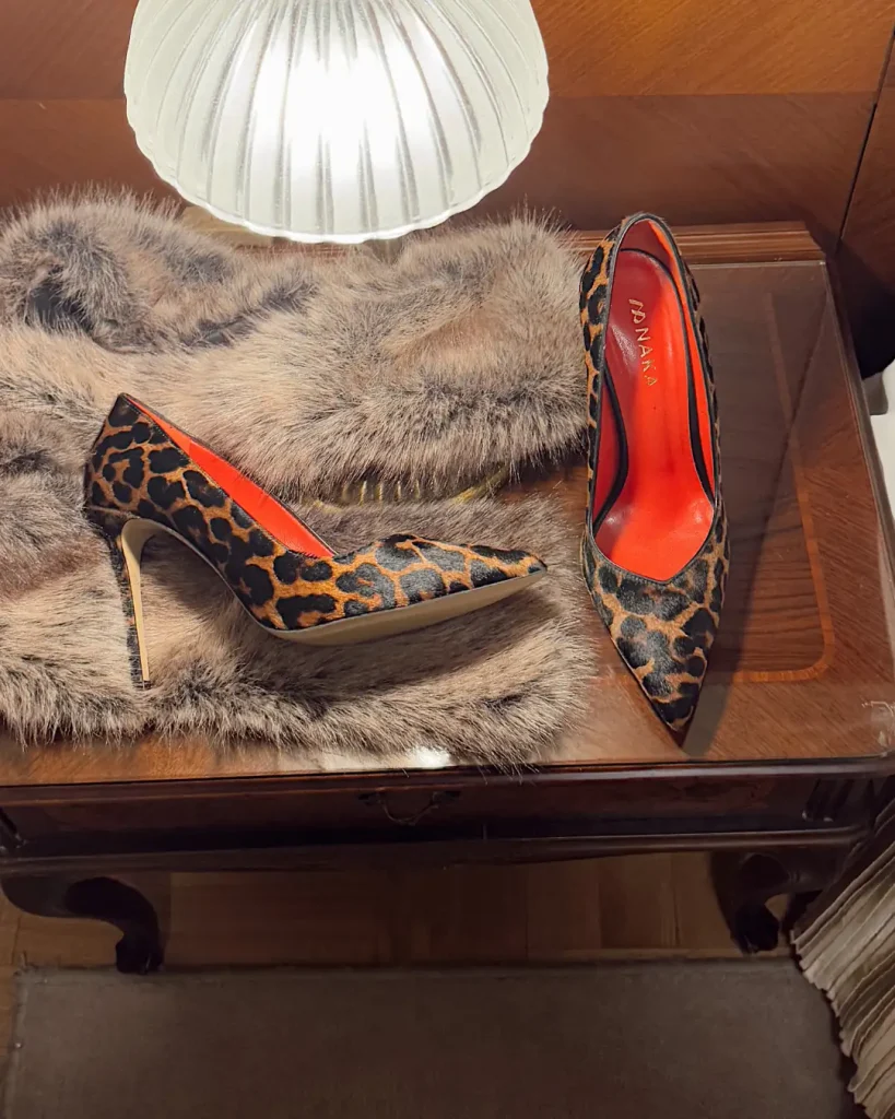 Power shoes i leopard print su prava kombinacija za zenu koja zeli da se istakne.