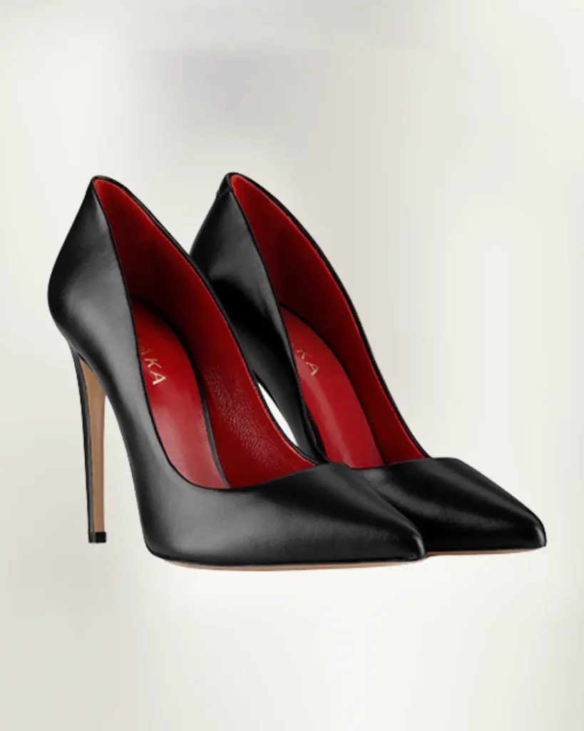 Proslavite naš dan u koraku koji osvaja svet! - Ženske salonke na akciji 3 Black Love Euphoria su zenske kozne cipele sa koznom postavom upadljivo crvene boje. Spolja su crne i elegantne.